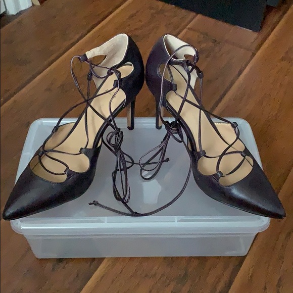 Banana Republic Chocolate Brown Tie Up Heels - Picture 1 of 4